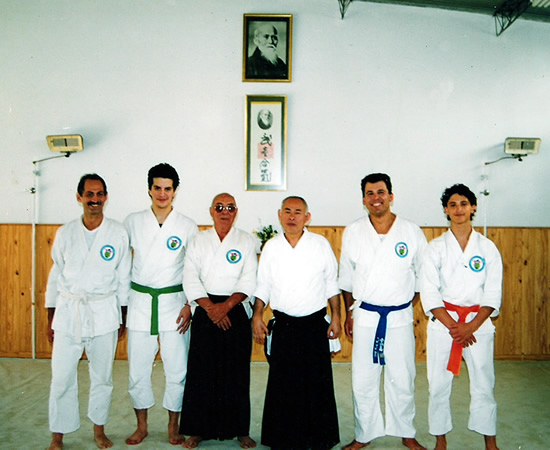 Junto con el Sensei Len y Kurata Sensei (2000)